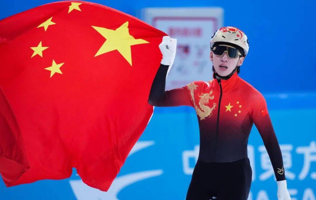 一竞技官网体育是什么？一位原体育局长的深刻思考(图2)